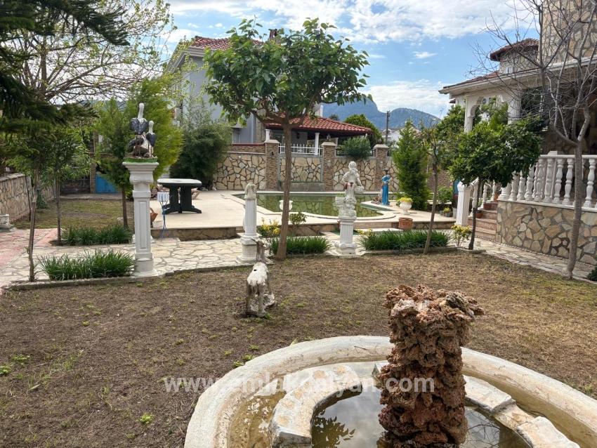 3+1-Zimmer Villa Zu verkaufen in Dalyan Bz. Ortaca - 500 m²