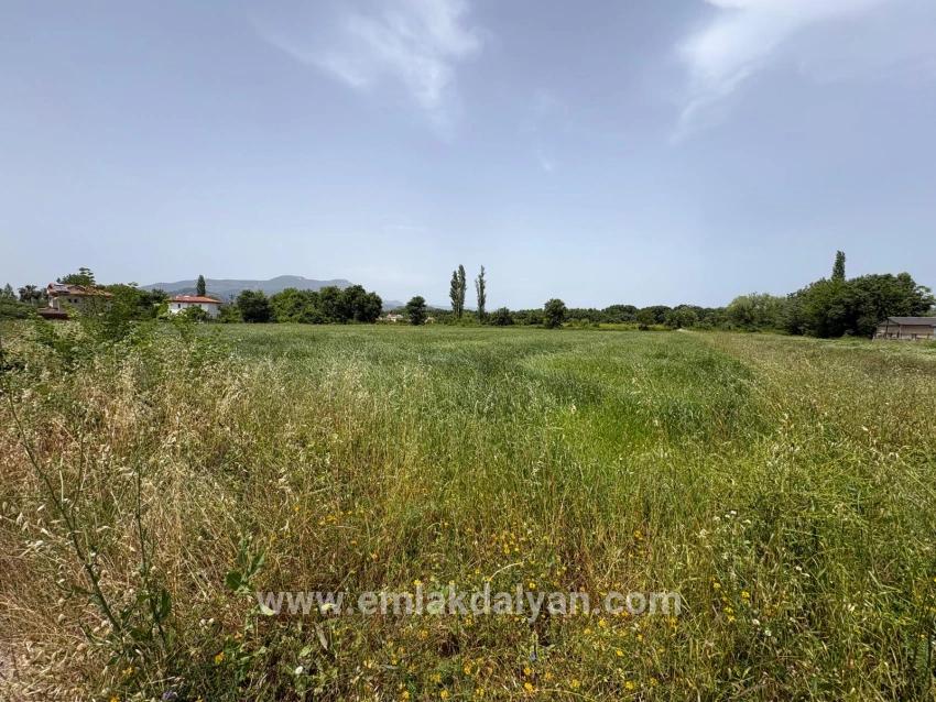 Land Zu verkaufen in Okçular Bz. Ortaca - Gehäuse-Zonierung - 2.390 m²