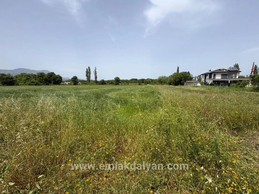 Land Zu verkaufen in Okçular Bz. Ortaca - Gehäuse-Zonierung - 2.390 m²