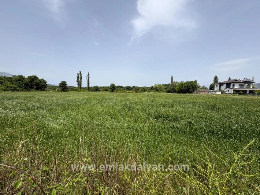 Land Zu verkaufen in Okçular Bz. Ortaca - Gehäuse-Zonierung - 2.390 m²