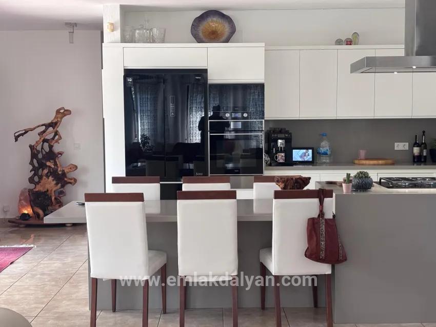 5+1-Zimmer Villa Zu verkaufen in Dalyan Bz. Ortaca - 980 m²