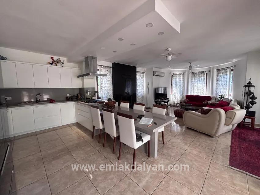 5+1-Zimmer Villa Zu verkaufen in Dalyan Bz. Ortaca - 980 m²
