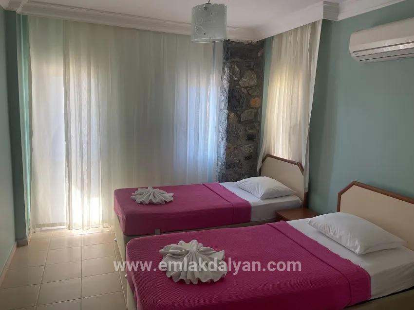 3+1-Zimmer Villa Zu verkaufen in Dalyan Bz. Ortaca - 345 m²