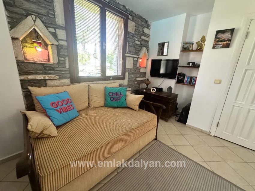 2+1-Zimmer Villa Zu verkaufen in Dalyan Bz. Ortaca - 250 m²