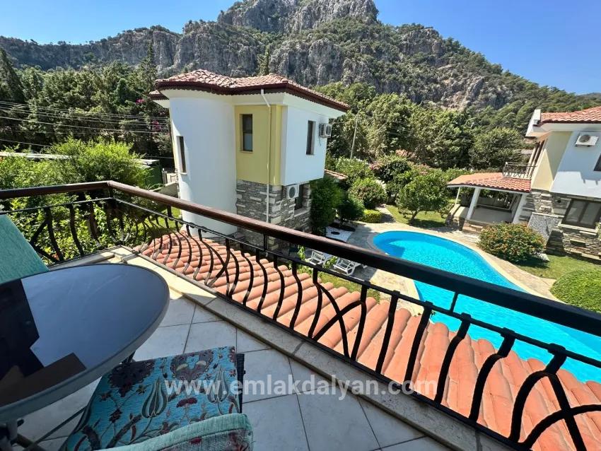2+1-Zimmer Villa Zu verkaufen in Dalyan Bz. Ortaca - 250 m²