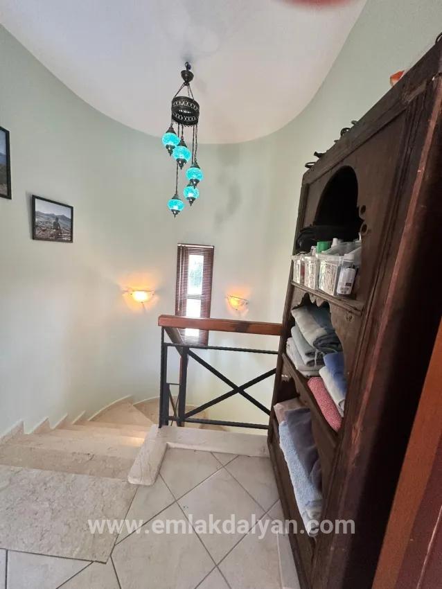 2+1-Zimmer Villa Zu verkaufen in Dalyan Bz. Ortaca - 250 m²