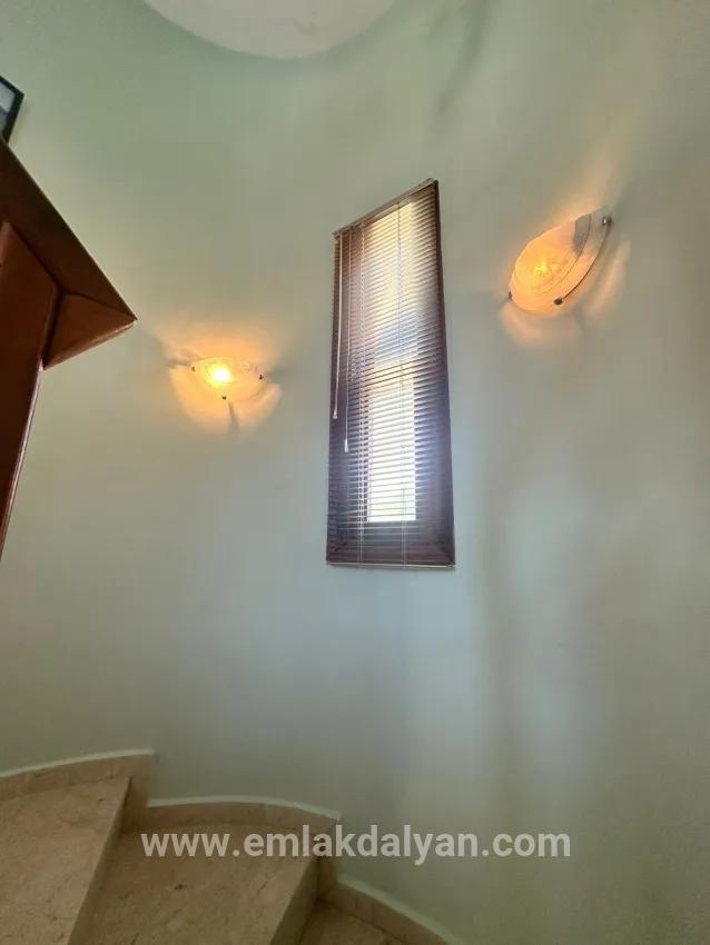 2+1-Zimmer Villa Zu verkaufen in Dalyan Bz. Ortaca - 250 m²