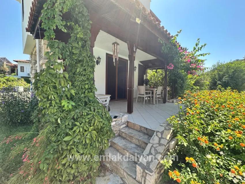 2+1-Zimmer Villa Zu verkaufen in Dalyan Bz. Ortaca - 250 m²