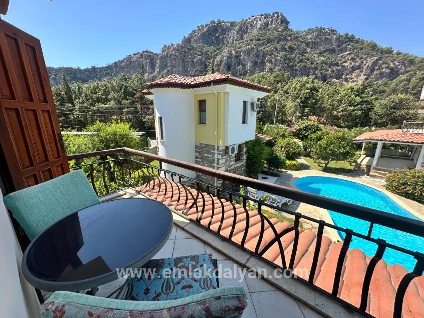 2+1-Zimmer Villa Zu verkaufen in Dalyan Bz. Ortaca - 250 m²