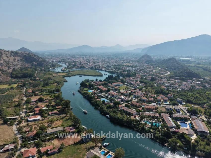 Im Köyceğiz Çandır Mahallesinde kanala sıfır 20.000m2 satılık Feld