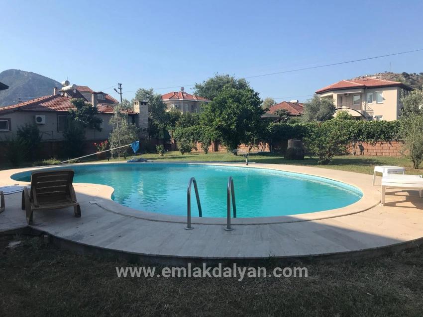 4+1-Zimmer Villa Zu verkaufen in Dalyan Bz. Ortaca - 1.000 m²