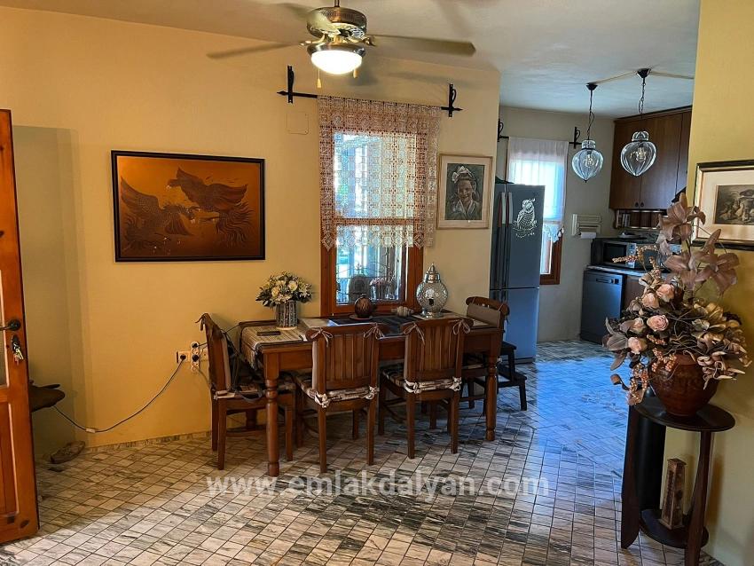5+1-Zimmer Villa Zu verkaufen in Dalyan Bz. Ortaca - 580 m²