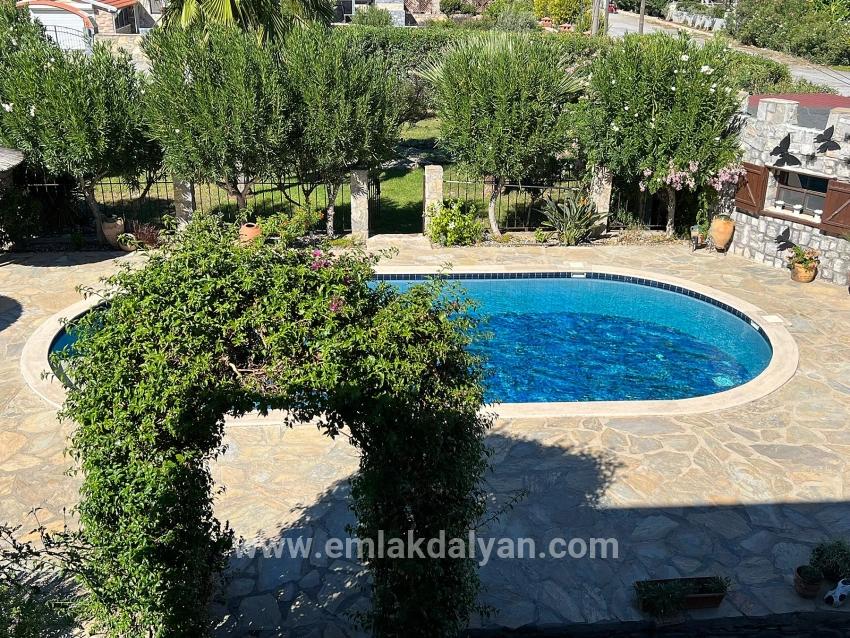 5+1-Zimmer Villa Zu verkaufen in Dalyan Bz. Ortaca - 580 m²