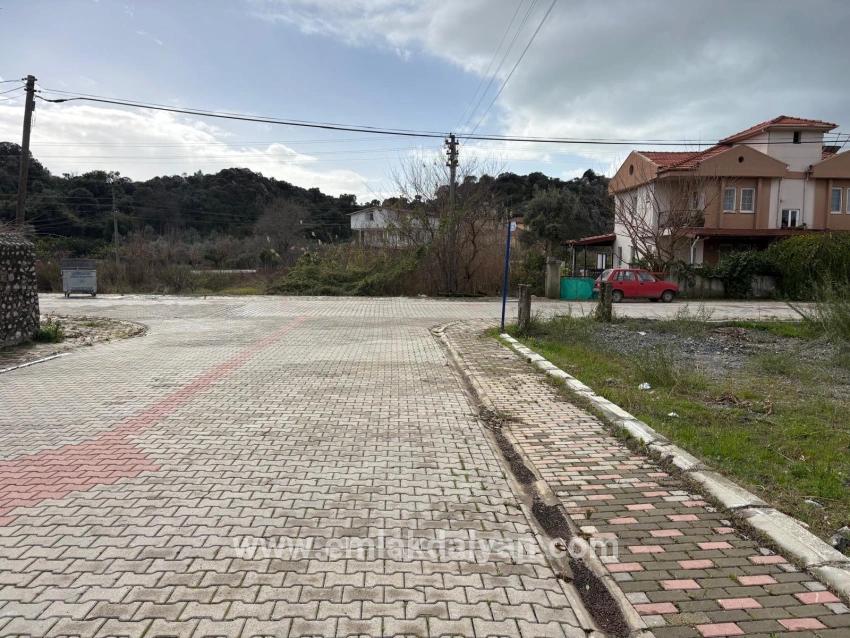 Land Zu verkaufen in Dalyan Bz. Ortaca - Gehäuse-Zonierung - 900 m²
