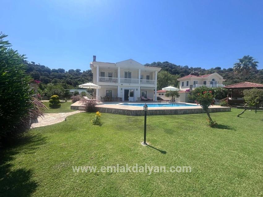 3+1-Zimmer Villa Zu verkaufen in Dalyan Bz. Ortaca - 848 m²