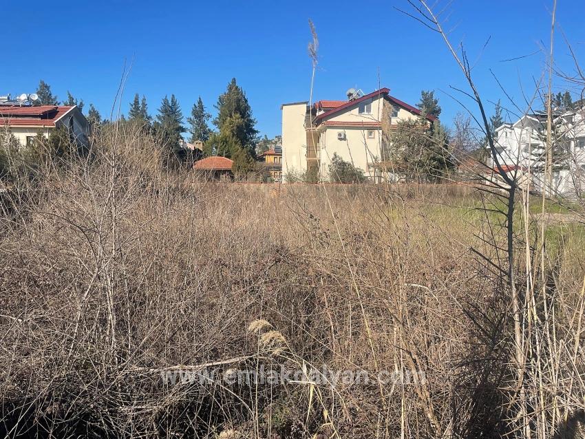 Land Zu verkaufen in Dalyan Bz. Ortaca - Gehäuse-Zonierung - 1.000 m²