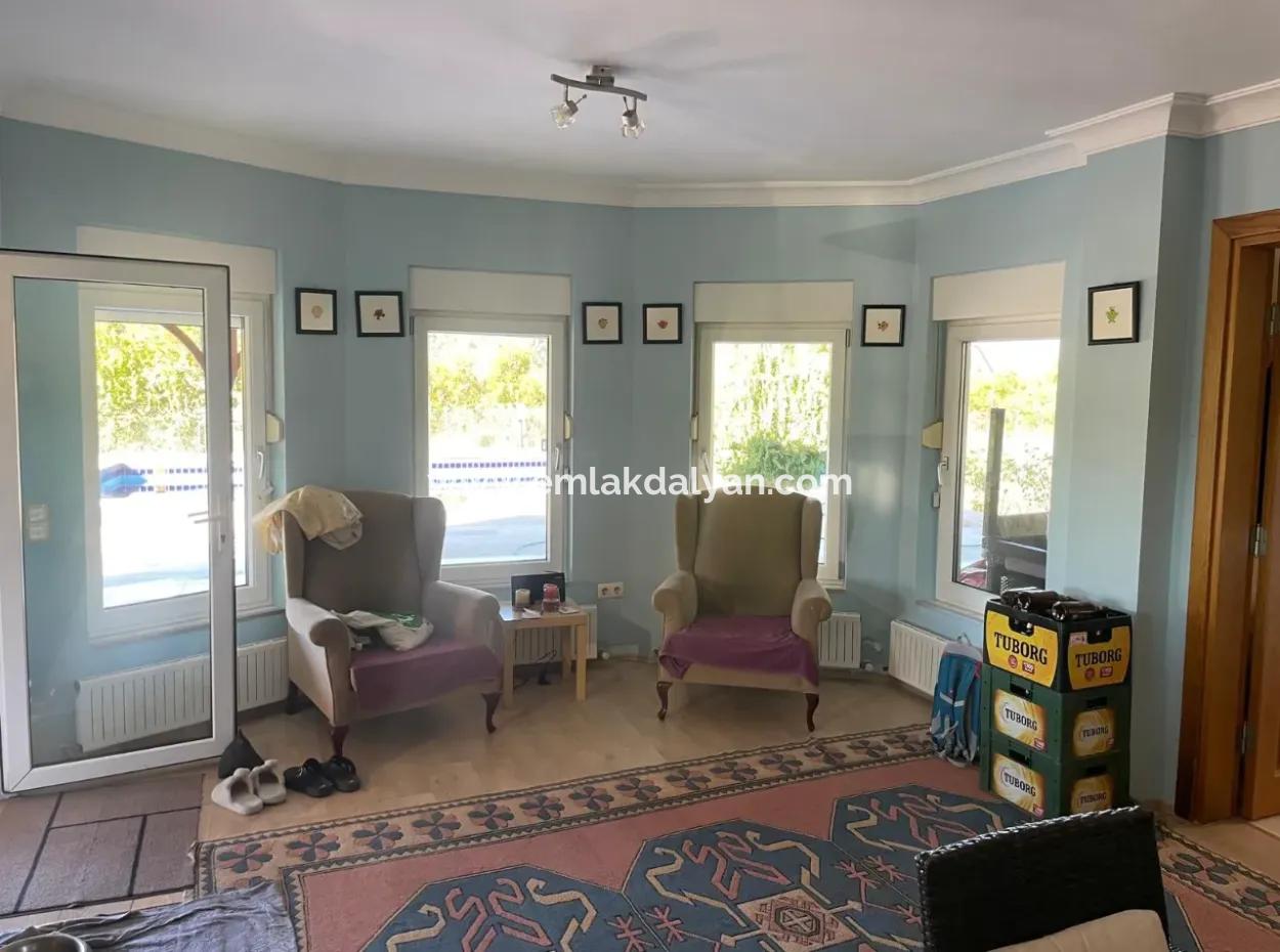 4 2 Villen Zum Verkauf Auf Einem Grundstück Von 6000M2 In Dalyan Gulpinar