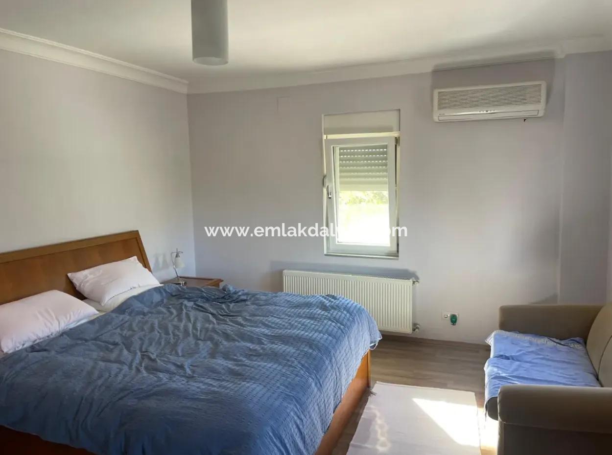 4 2 Villen Zum Verkauf Auf Einem Grundstück Von 6000M2 In Dalyan Gulpinar