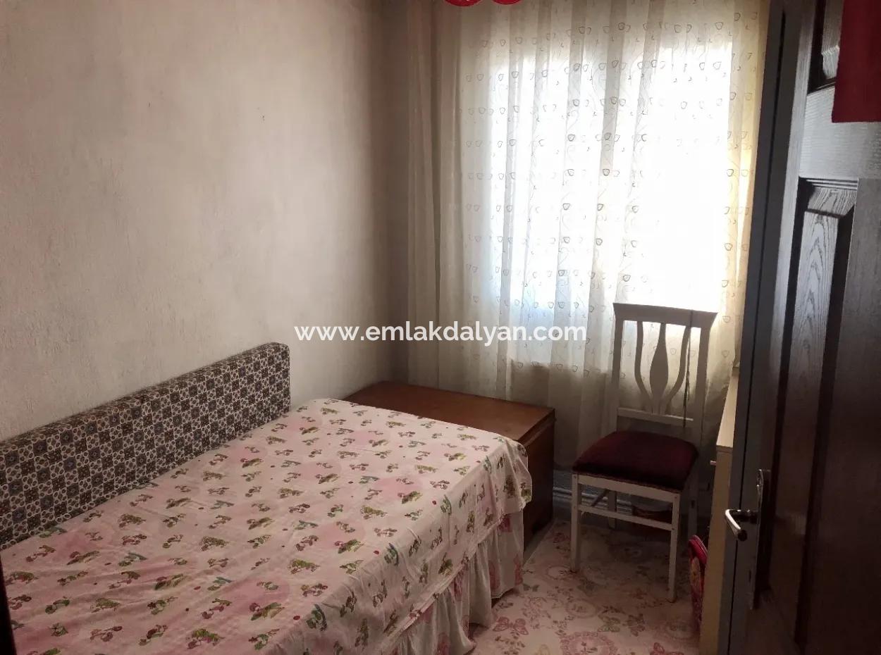 752M2 Grundstück Zum Verkauf Zum Verkauf In Bogenschützen Koyevi Bungolev