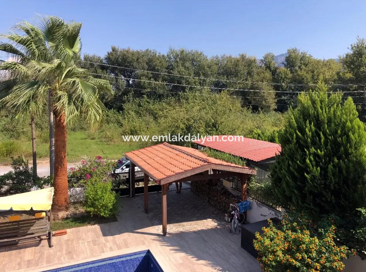 4+1 Villen Zum Verkauf In 575M2 Grundstück In Dalyan