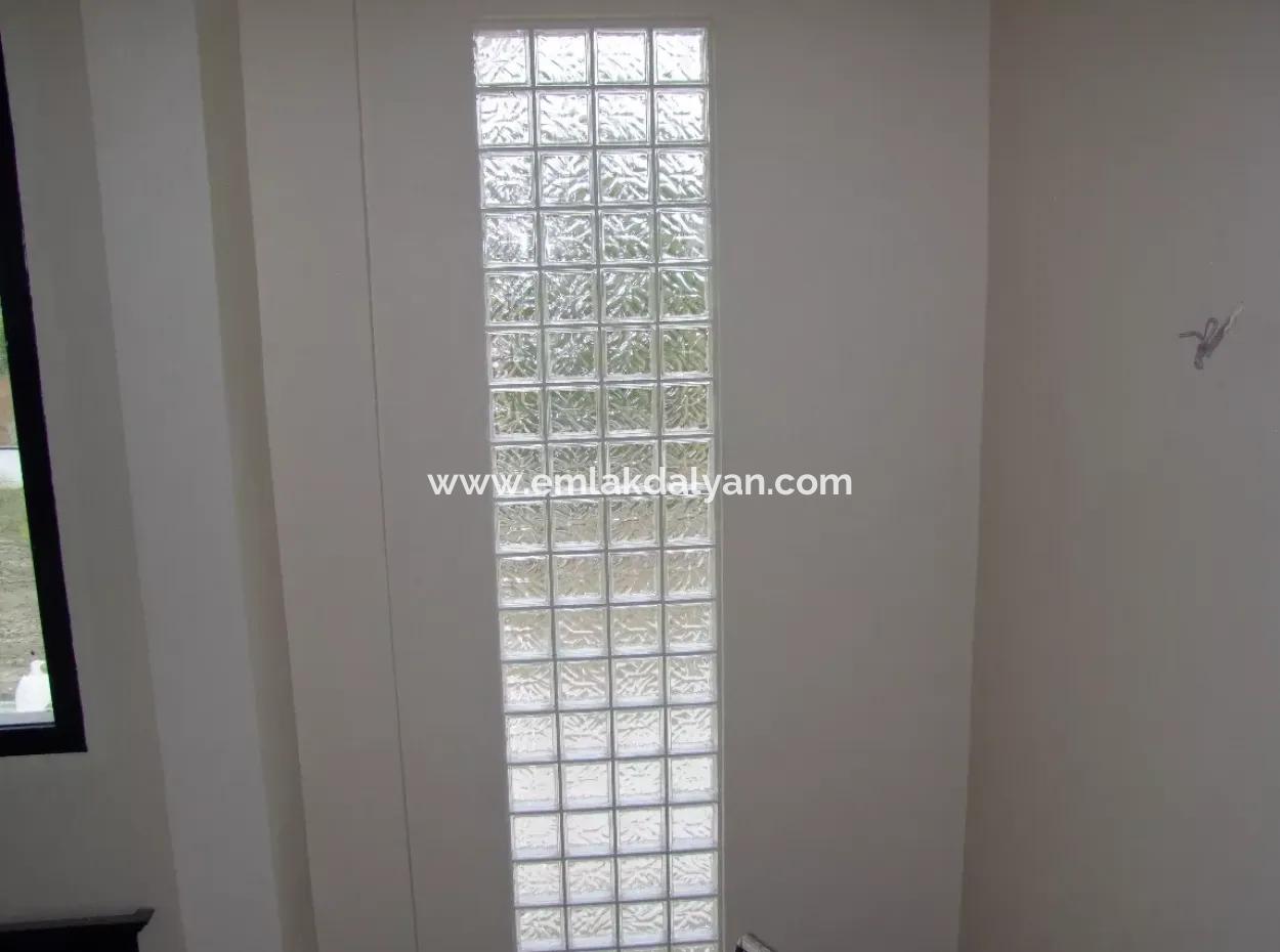 Luxus-Villa Zu Verkaufen In Zeytinalanda Köyce'inz Zeyt'nalanda 6800M2 Land Villa Zum Verkauf Mit Voller Seeblick