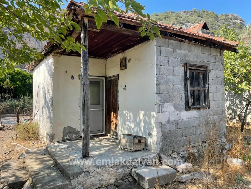 1+0 Bedroom Detached house For sale in Çandır Nbh. Köyceğiz - 2.765 m²
