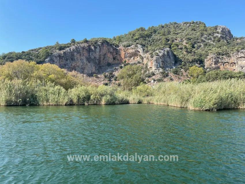 1+0 Bedroom Detached house For sale in Çandır Nbh. Köyceğiz - 2.765 m²