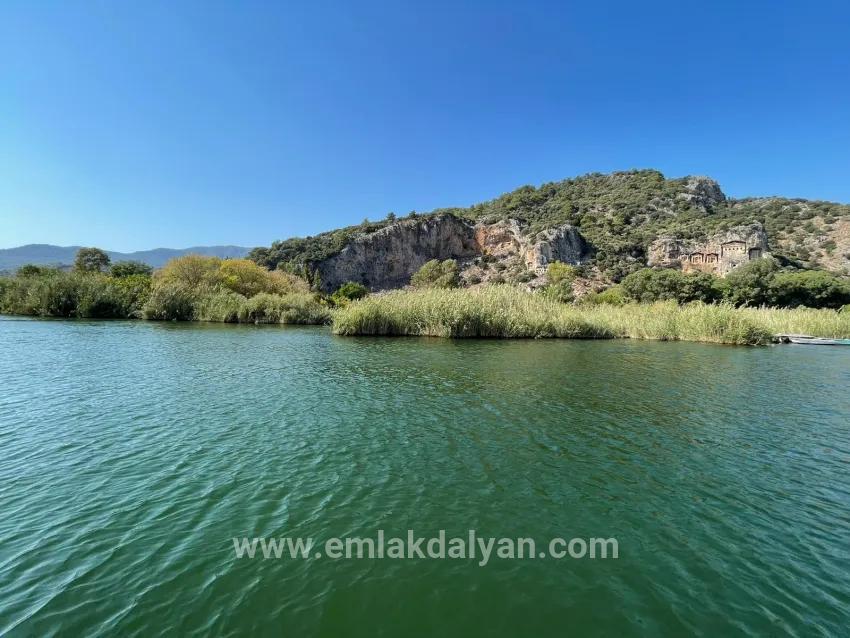 1+0 Bedroom Detached house For sale in Çandır Nbh. Köyceğiz - 2.765 m²