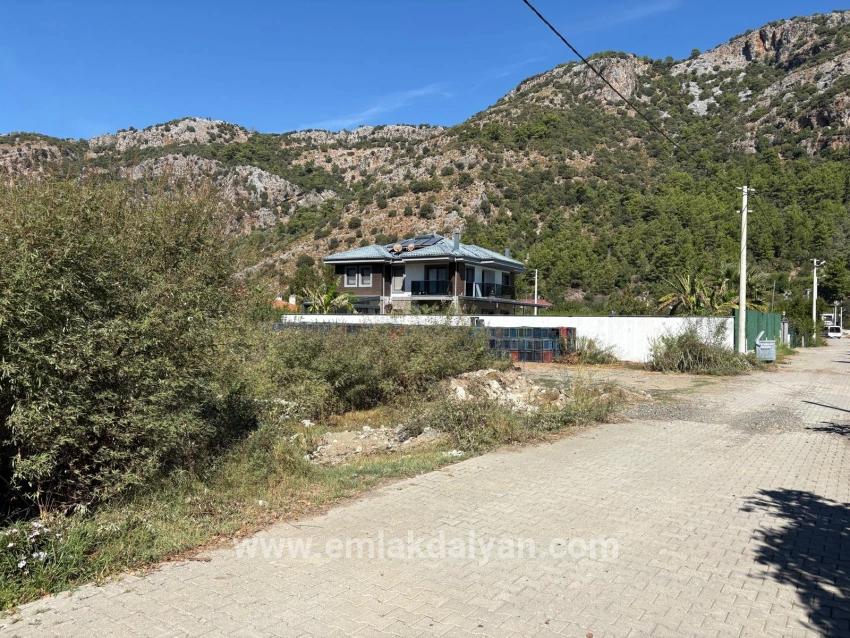 Land For sale in Mergenli Nbh. Ortaca - Housing Zoned - 998 m²