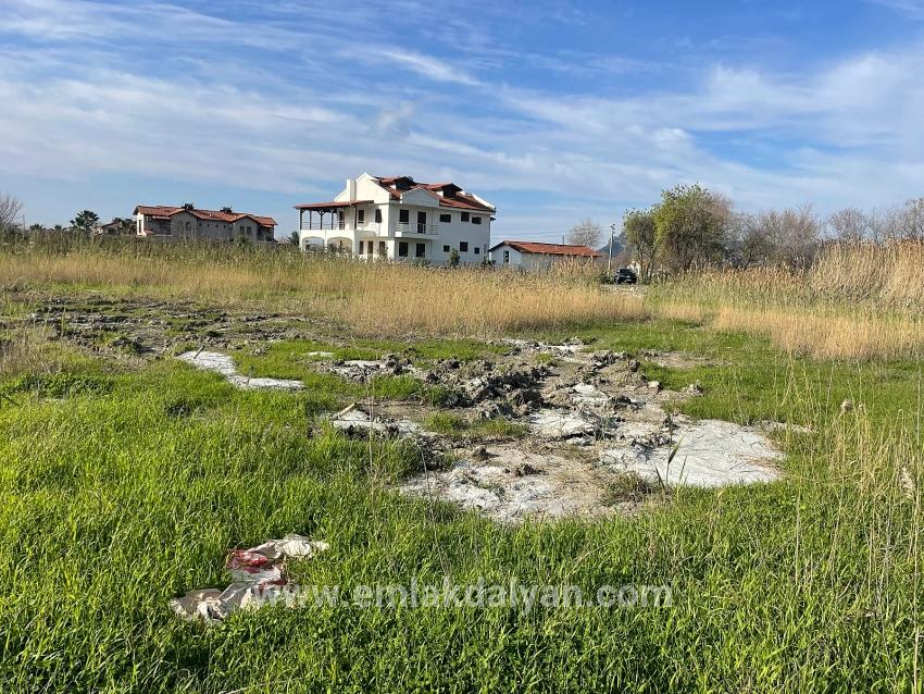Land For sale in Dalyan Nbh. Ortaca - Housing Zoned - 6.800 m²