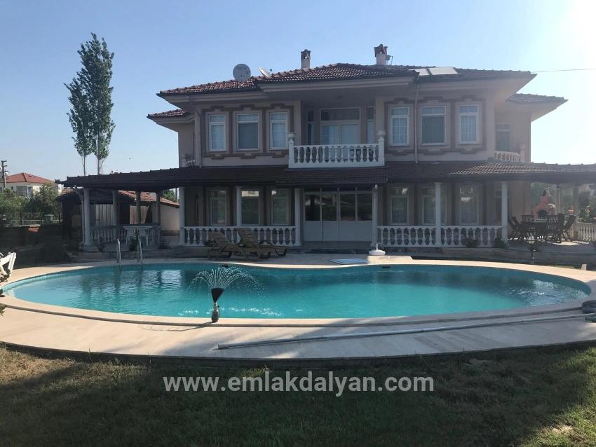 4+1 Villa For Sale On A 1000m2 Plot In Dalyan