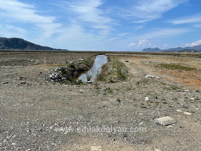 Field For sale in Dalyan Nbh. Ortaca - Housing Zoned - 19.600 m²