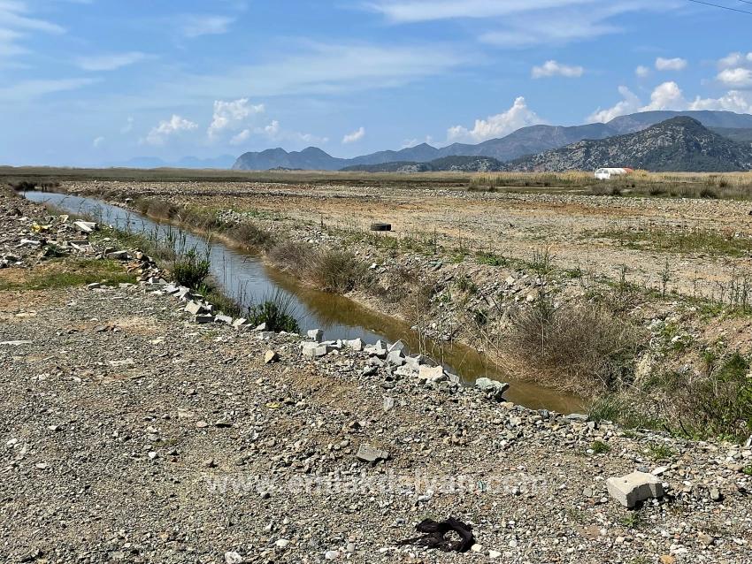 Field For sale in Dalyan Nbh. Ortaca - Housing Zoned - 19.600 m²
