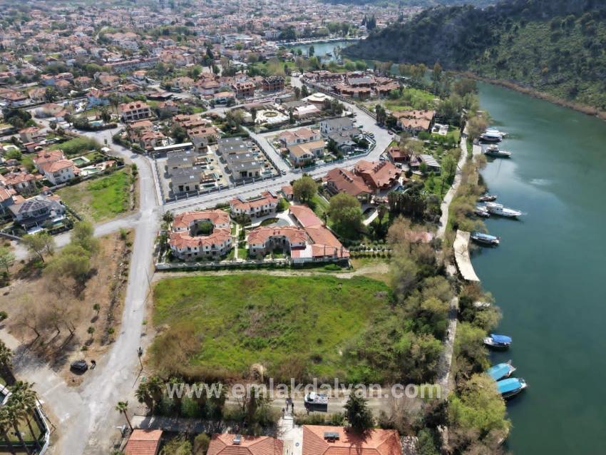 2600m2 Land For Sale In Dalyan Gülpınar, Next To The Canal, With 20% Tourism Zoning