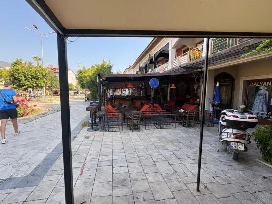In the centre of Dalyan, 45m2 shop for sale