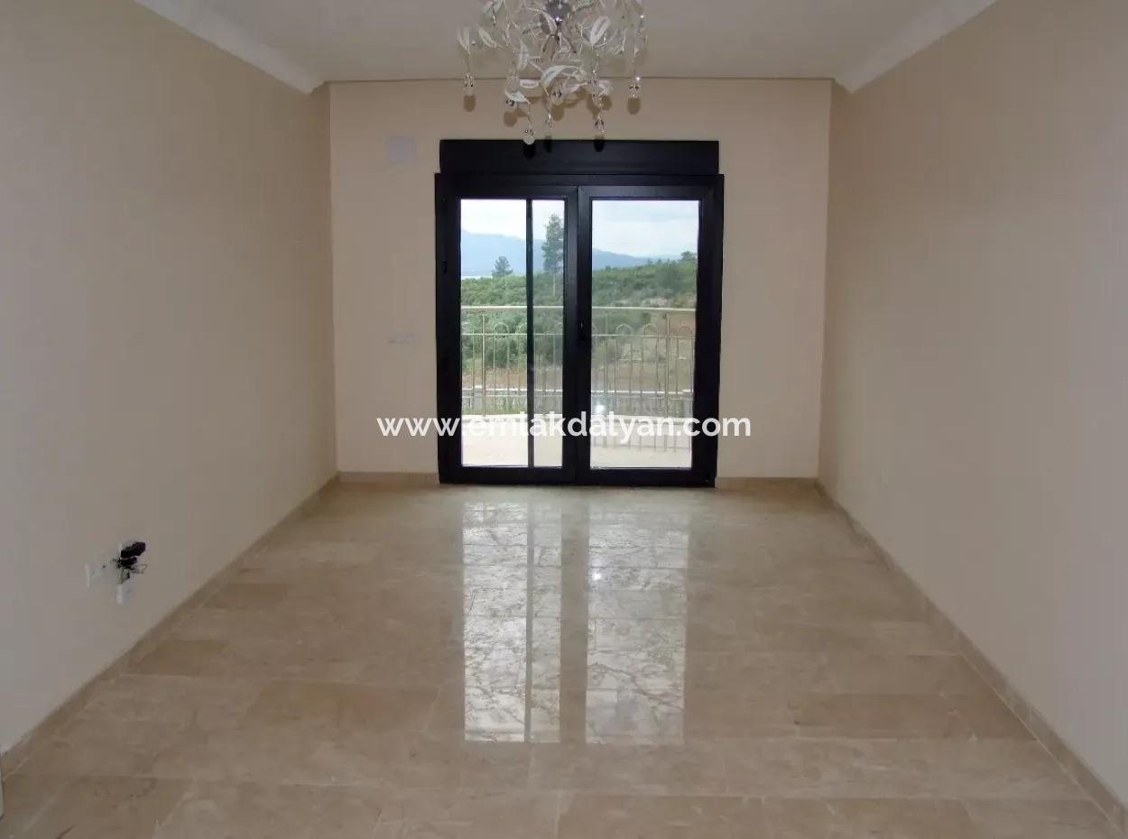 Luxury Villa For Sale In Zeytinalanda Köyceğinz Zeytınalanda 6800M2 Land Villa For Sale With Full Lake View