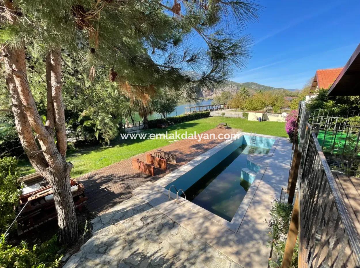 Duplex Apartment For Sale In Dalyan Gülpinar For Zero To 75M2 Canal