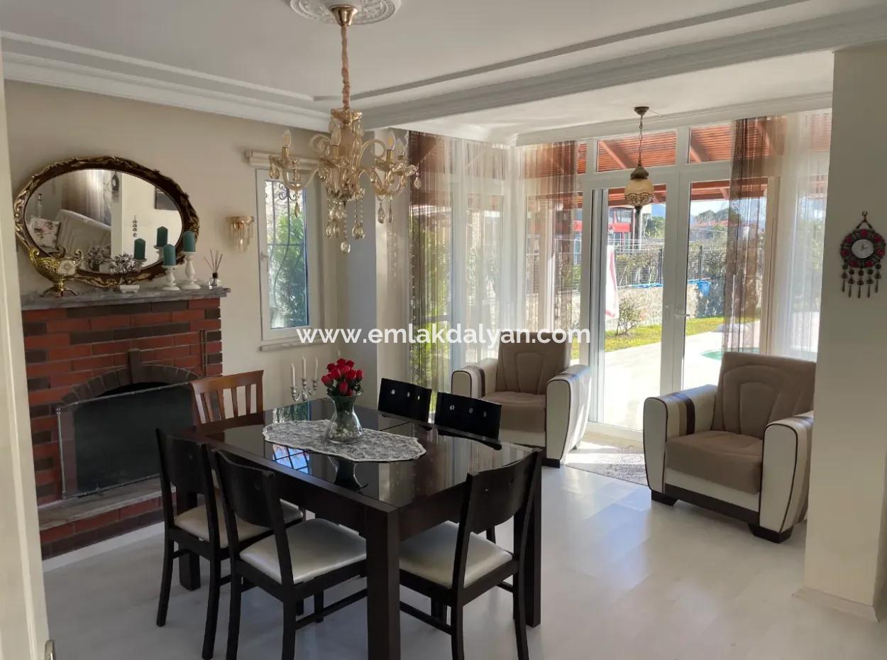 Villa For Sale In 600M2 Land In Dalyan