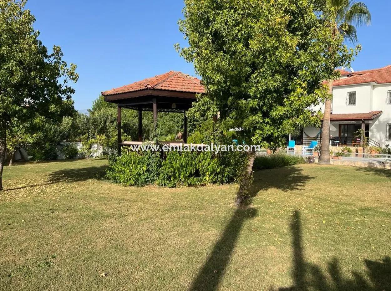 Villa For Sale In Okçular On 1007M2 Plot