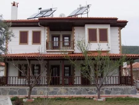 Plot 4 Sale In La Luxury Villa For Sale In Urla Within 1078M2 Custom Made Villa 1