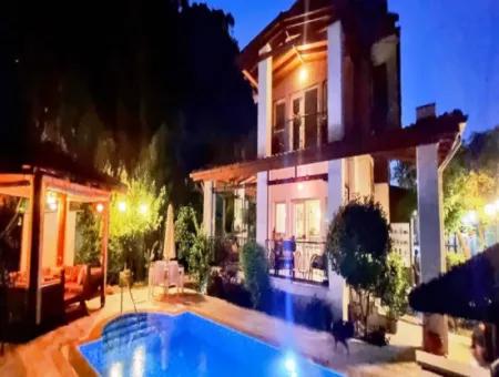 3 In 1 Villa For Sale In Archers