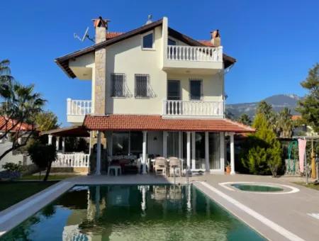 Villa For Sale In 600M2 Land In Dalyan