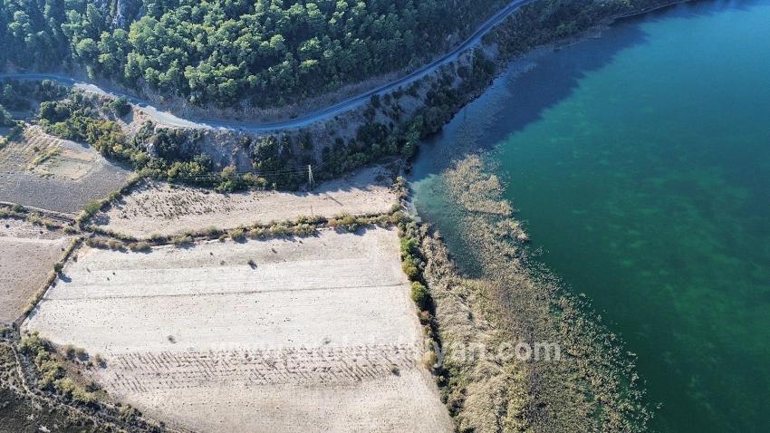 Для продажи Поле в Sultaniye Köyceğiz - Под Поле застройку - 3.210 m²
