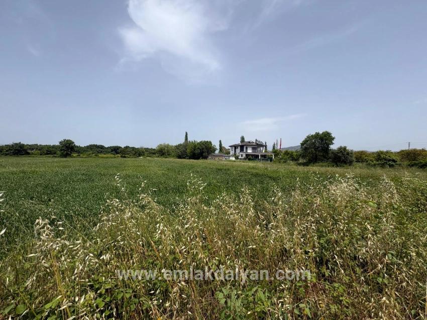 Okçular Marmarlı'da 2390m2 Satılık Arsa