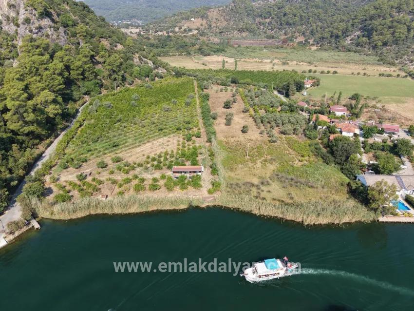 Köyceğiz Çandır Mahallesinde kanala sıfır 20.000m2 satılık tarla