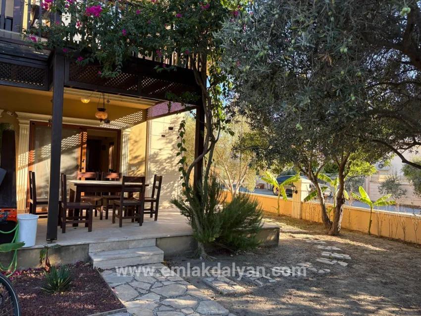 Ortaca Dalyan Mah. Satılık 4+2 Villa - 200 m²