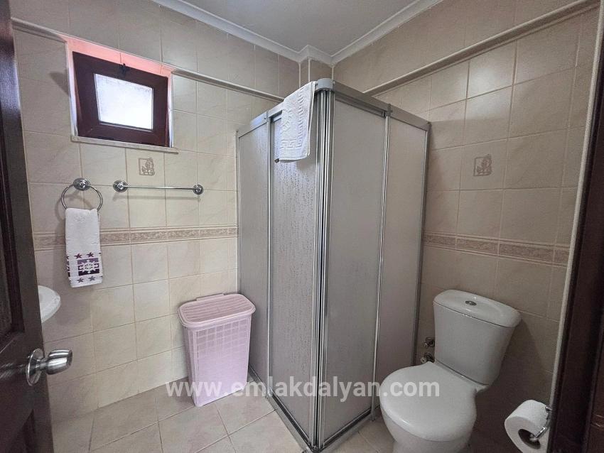 Ortaca Dalyan Mah. Satılık 5+1 Villa - 301 m²