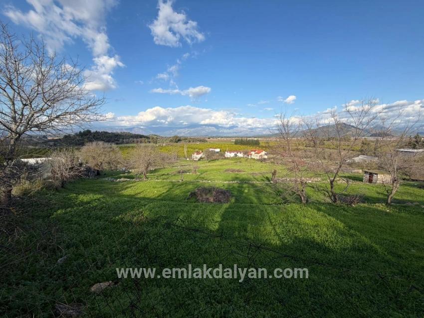 Dalyan'da Göl Manzaralı 11.230m2 Satılık Tarla