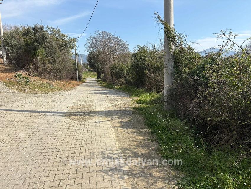 Köyceğiz Çandır Mah. Satılık Tarla - Konut İmar Durumlu - 2.023 m²