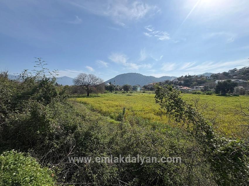 Köyceğiz Çandır Mah. Satılık Tarla - Konut İmar Durumlu - 2.023 m²
